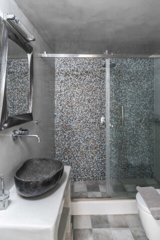 nefeli homes double room shower